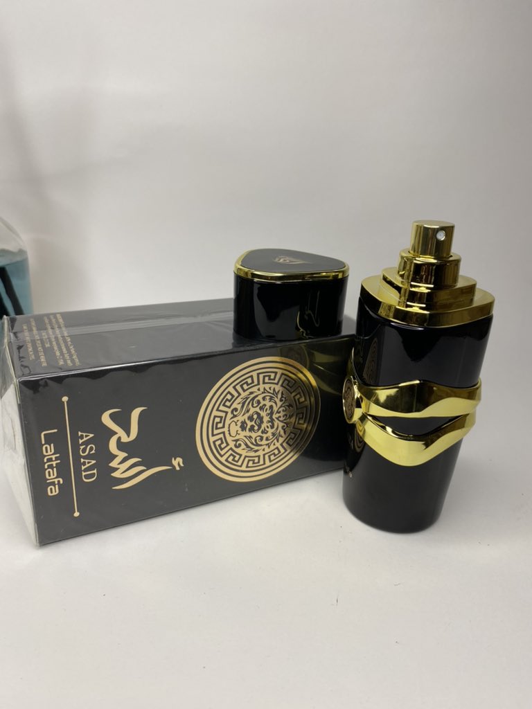 tifefragrancy's tweet photo. Week one scent showcase 🌸🔥😍🌸

1st slide : 14,999 naira
2nd slide :  6500 naira
3rd slide:  14,999 naira
4th slide : 4000 naira 

#day7of30daysconsistencychallenge 
#tifefragrancy https://t.co/mscJGzv0hT
