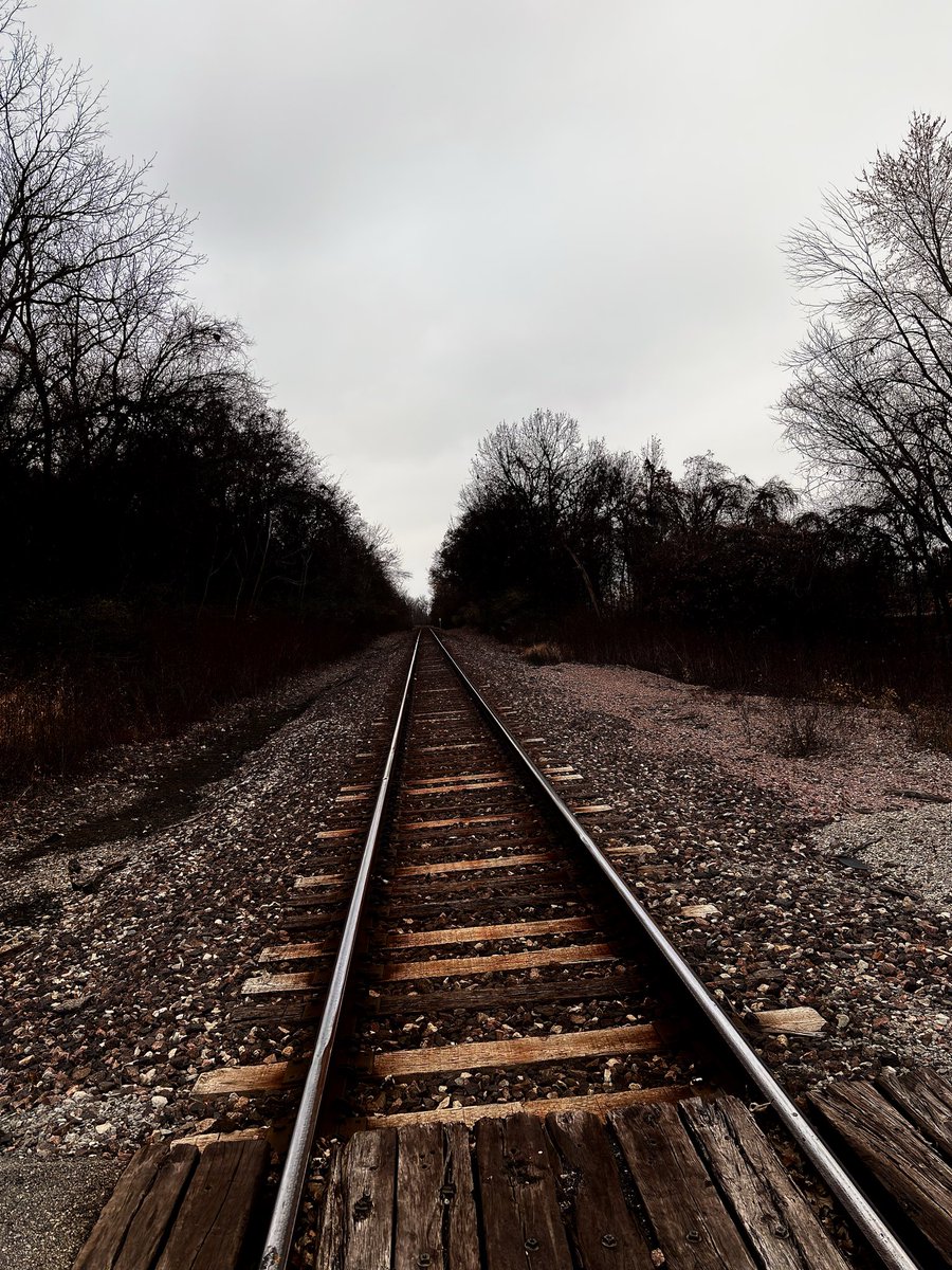 r_u_c_n_o_k_'s tweet image. 