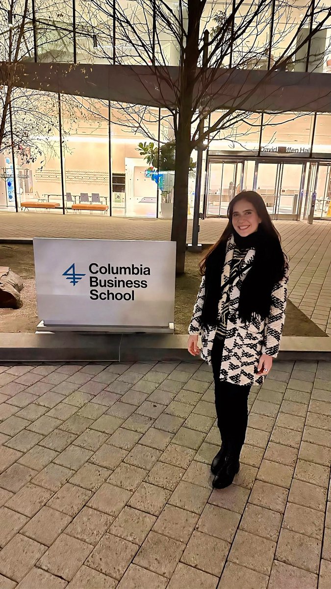 ¡Un sueño hecho realidad! Ser speaker en Columbia Business School <a href="/Columbia/">Columbia University</a> y conversar con los estudiantes del MBA sobre propósito, legado y el impacto real de las empresas familiares fue increíble. ✨

También compartí mi camino como #NextGen en el emprendimiento social y cómo