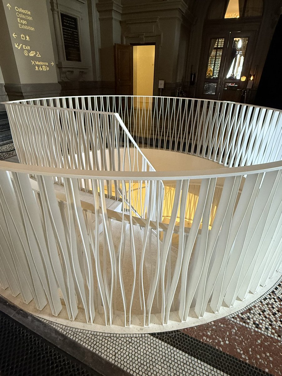 course8cheduler's tweet image. #StaircaseSaturday
KMSKA Antwerp  🇧🇪