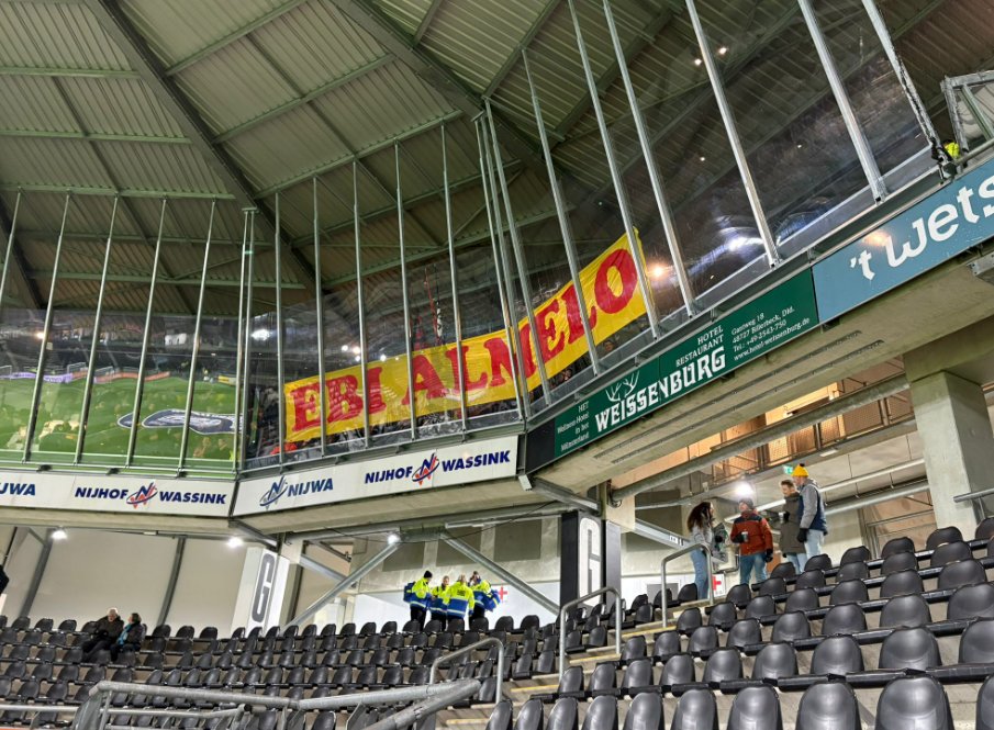 Een duidelijk statement van de gasten uit Deventer. #HERgae