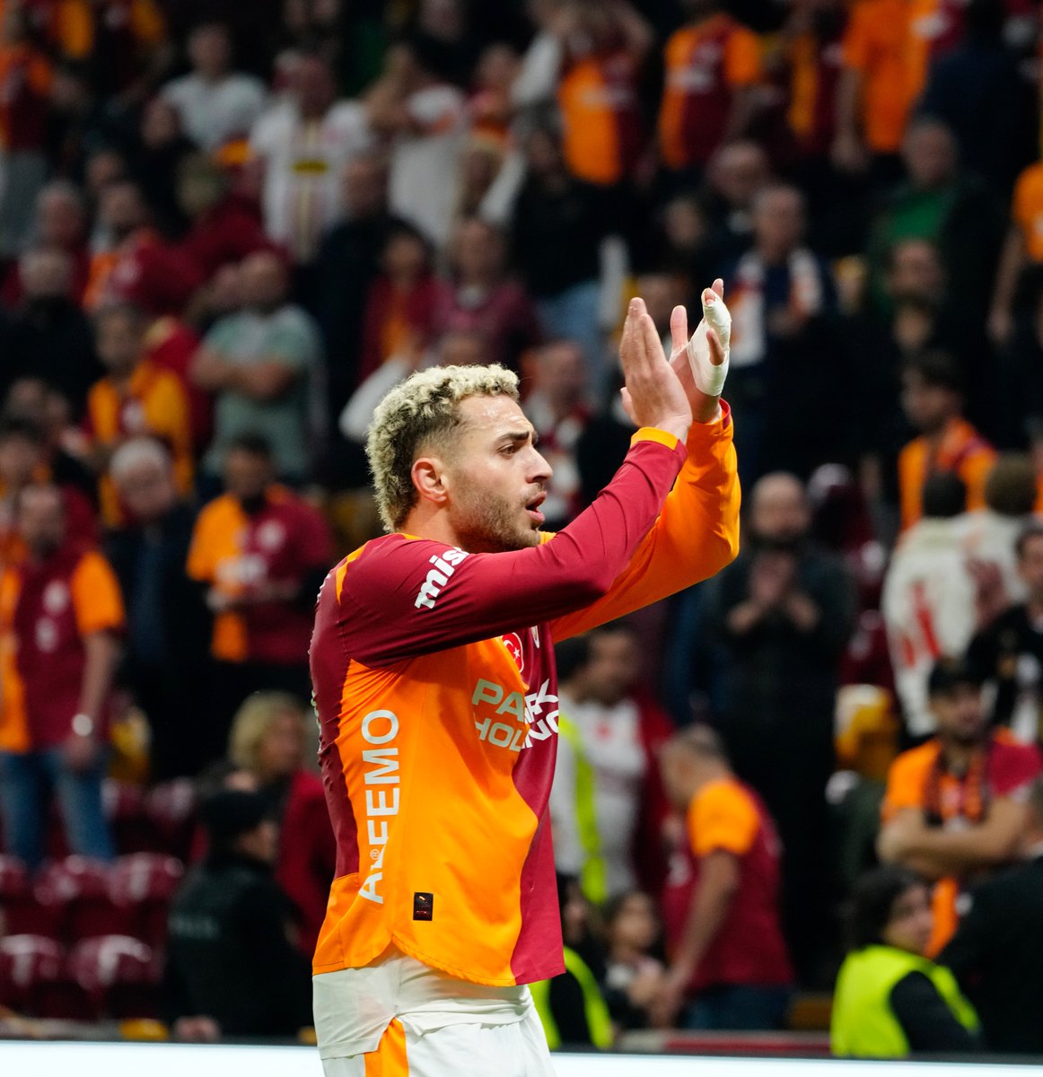 1 gol, 1 asist. 👏

𝐁𝐀𝐘 𝐆𝐨𝐥! 🦁