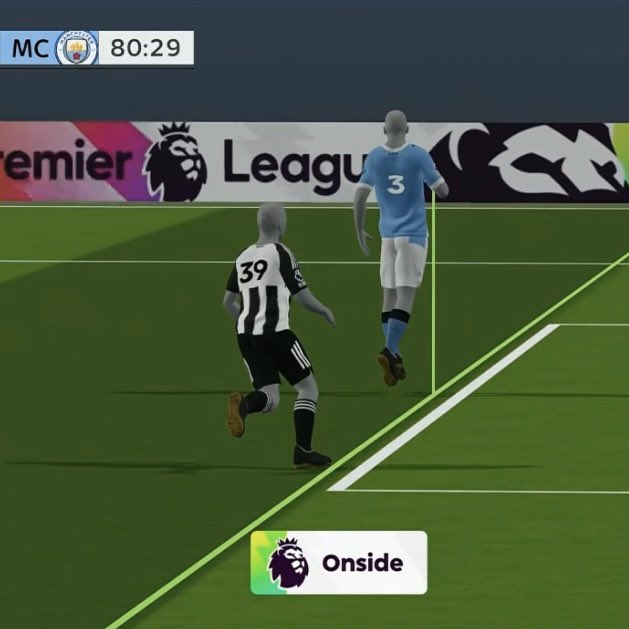 existantmcfc's tweet image. Onside because of his BICEP? 

Since when were you allowed to score with your arm?