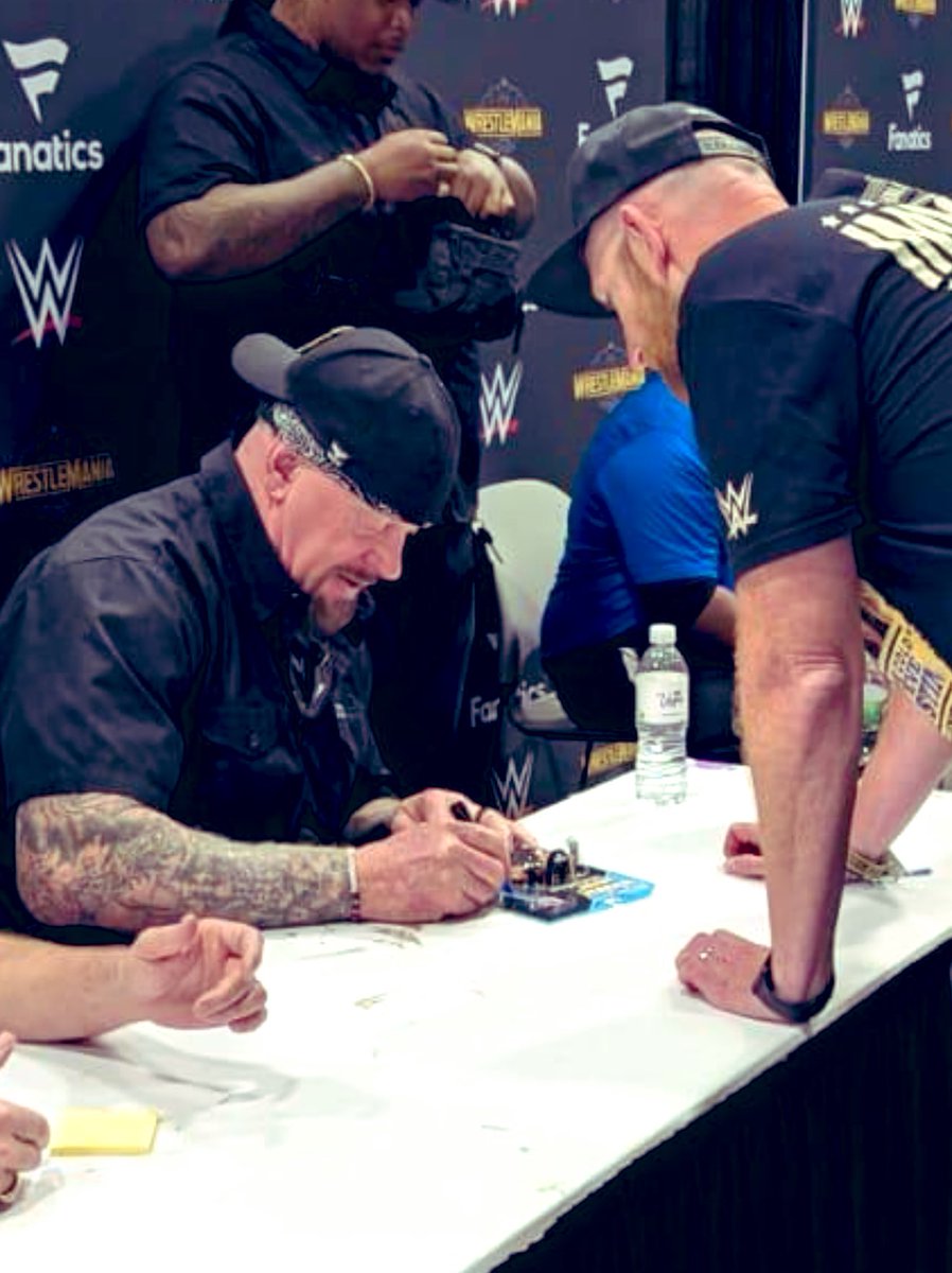 ShoneCold's tweet photo. ⚱️💀🪦 THE UNDERTAKER ⚱️💀🪦 

35 years today since @undertaker made his debut at #SurvivorSeries1990 

What a phenomenal career 

#ThankYouTaker https://t.co/yUP0wvs5lv