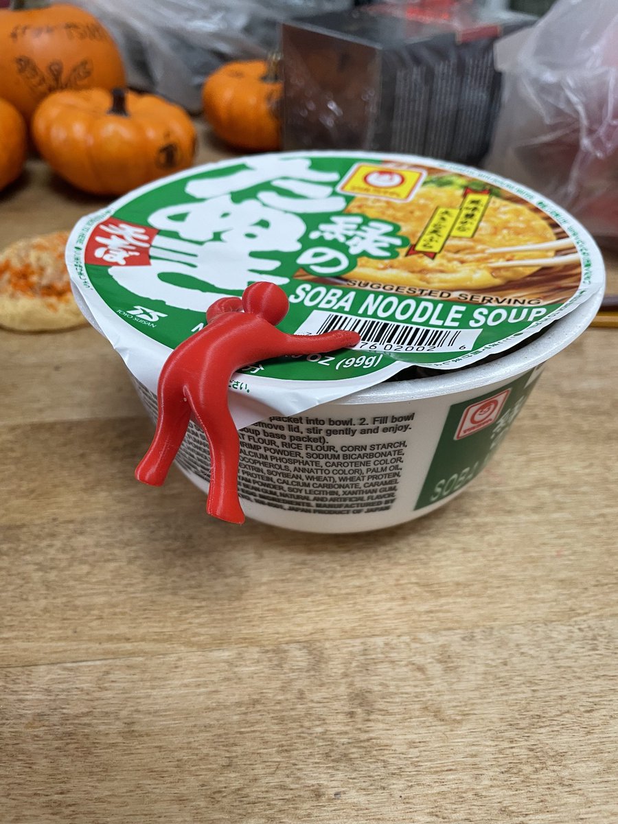 EveryTPlusULTRA's tweet image. Noodle lid stopper !!
Printed on @BambulabGlobal
X1C
filament - @Kingroon3D
Red pla 

makerworld.com/models/1855684