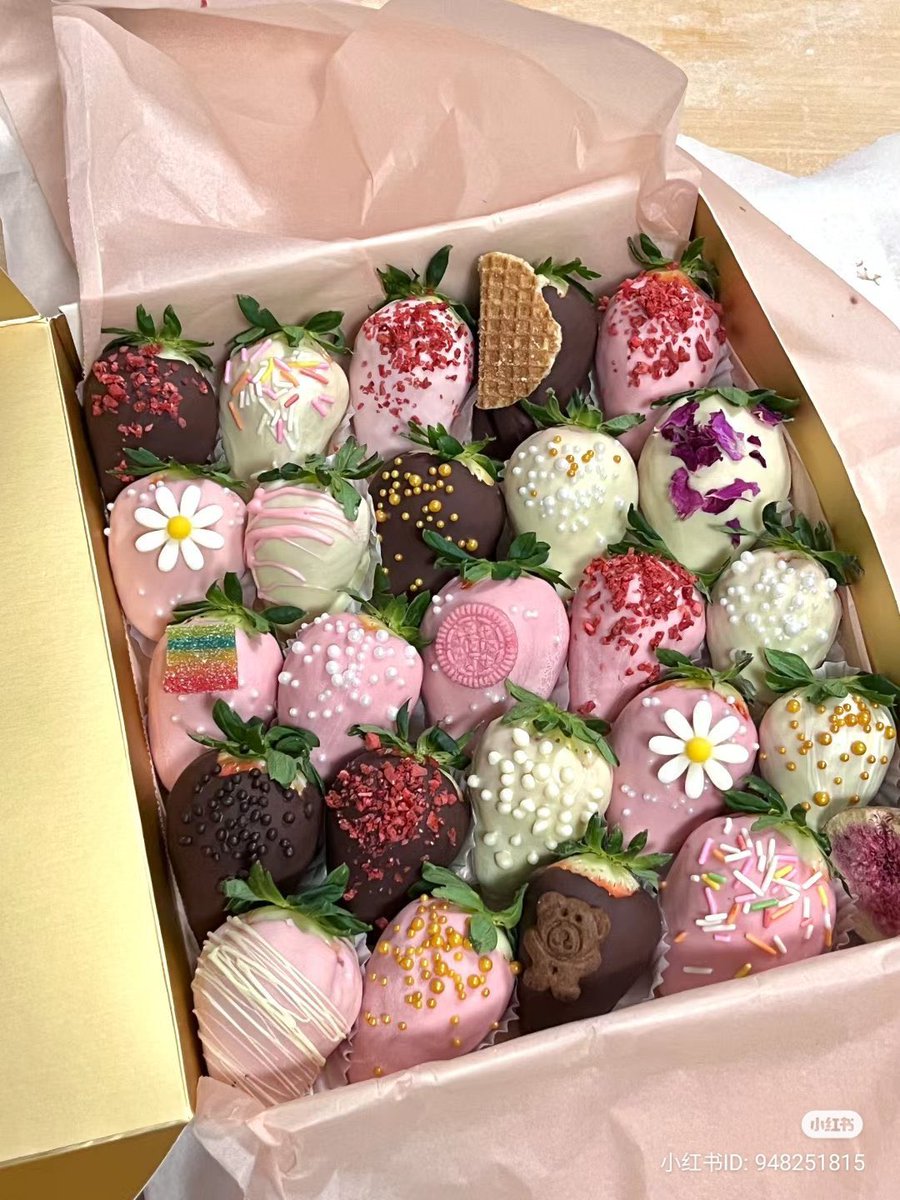 sweetxdessert's tweet image. Chocolate strawberries