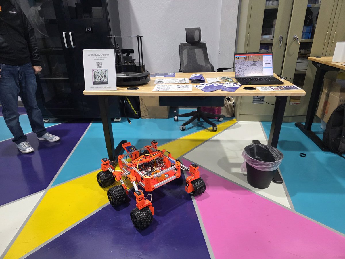 OpenRoboticsOrg's tweet image. We&apos;re all set up for the @svrobo / @circuitlaunch Robot Block Party. 

Come get BBQ, watch robot boxing, and get some ROS stickers!