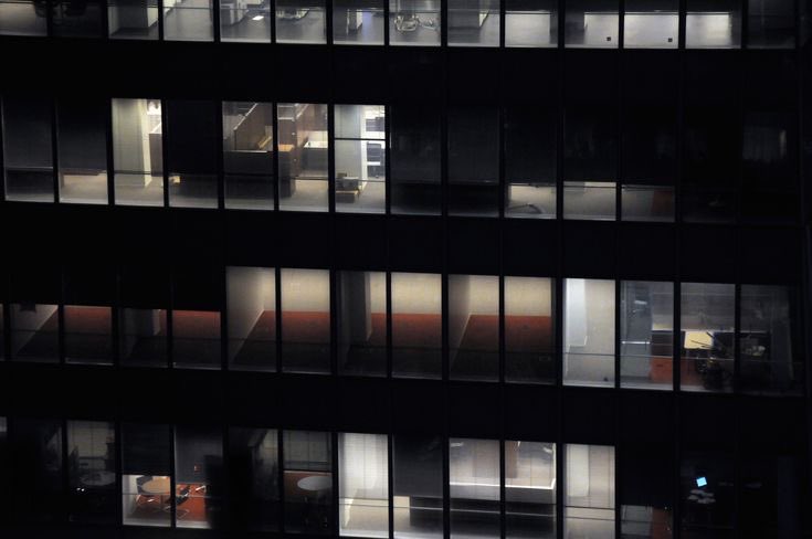 dystopiangf's tweet image. Human figures almost always ruin city photos for me. I prefer how cityscapes look without them; the city has its own voice that becomes audible when its inhabitants are gone. Only when a space is empty can its innate emotions be felt, pure &amp;amp; unadulterated