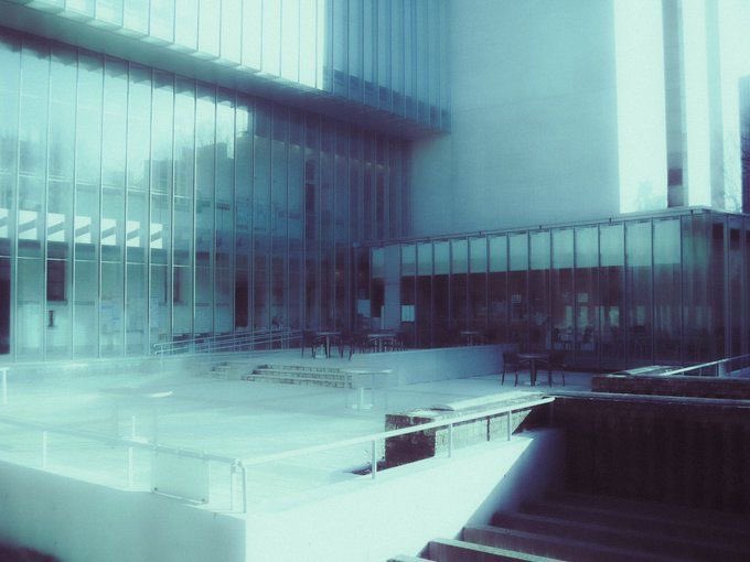 dystopiangf's tweet image. Human figures almost always ruin city photos for me. I prefer how cityscapes look without them; the city has its own voice that becomes audible when its inhabitants are gone. Only when a space is empty can its innate emotions be felt, pure &amp;amp; unadulterated