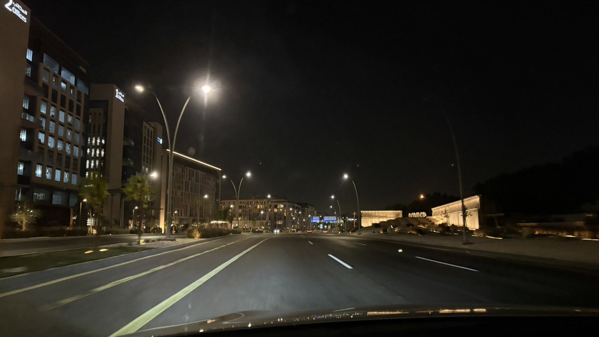 treoeleie's tweet photo. Driving wherever the wind takes me except مرتين اجي الجامعة بالغلط https://t.co/rrtazi6DXW