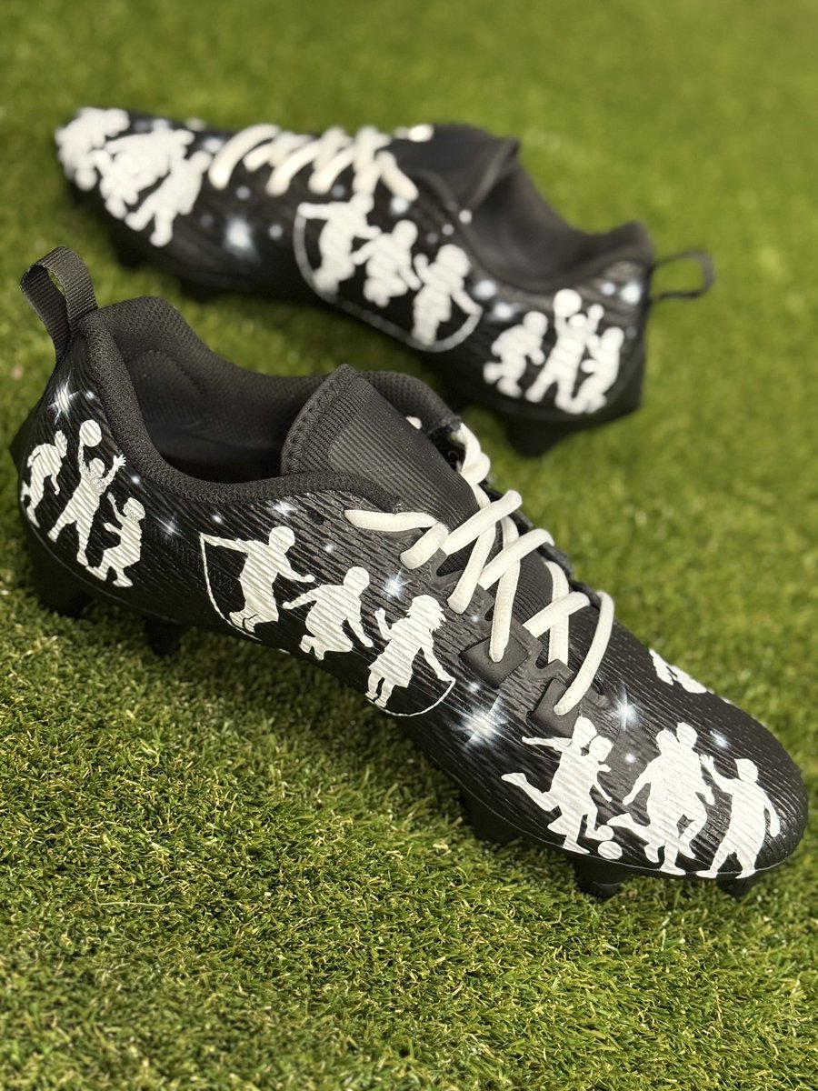 TheWorthy1s's tweet photo. B1G game energy for tomorrow vs. the Colts! 🚀
Xavier Worthy repping the Worthy 1's for My Cause My Cleats week! 🔥
Support the Mission
➡️ https://t.co/XvqLBk1DNU
#TheWorthy1s #stongerfamilies #OneFamilyAtATime 🖤🤍♥️
Design by: @grecopaintworks https://t.co/LrdB0cbGe8