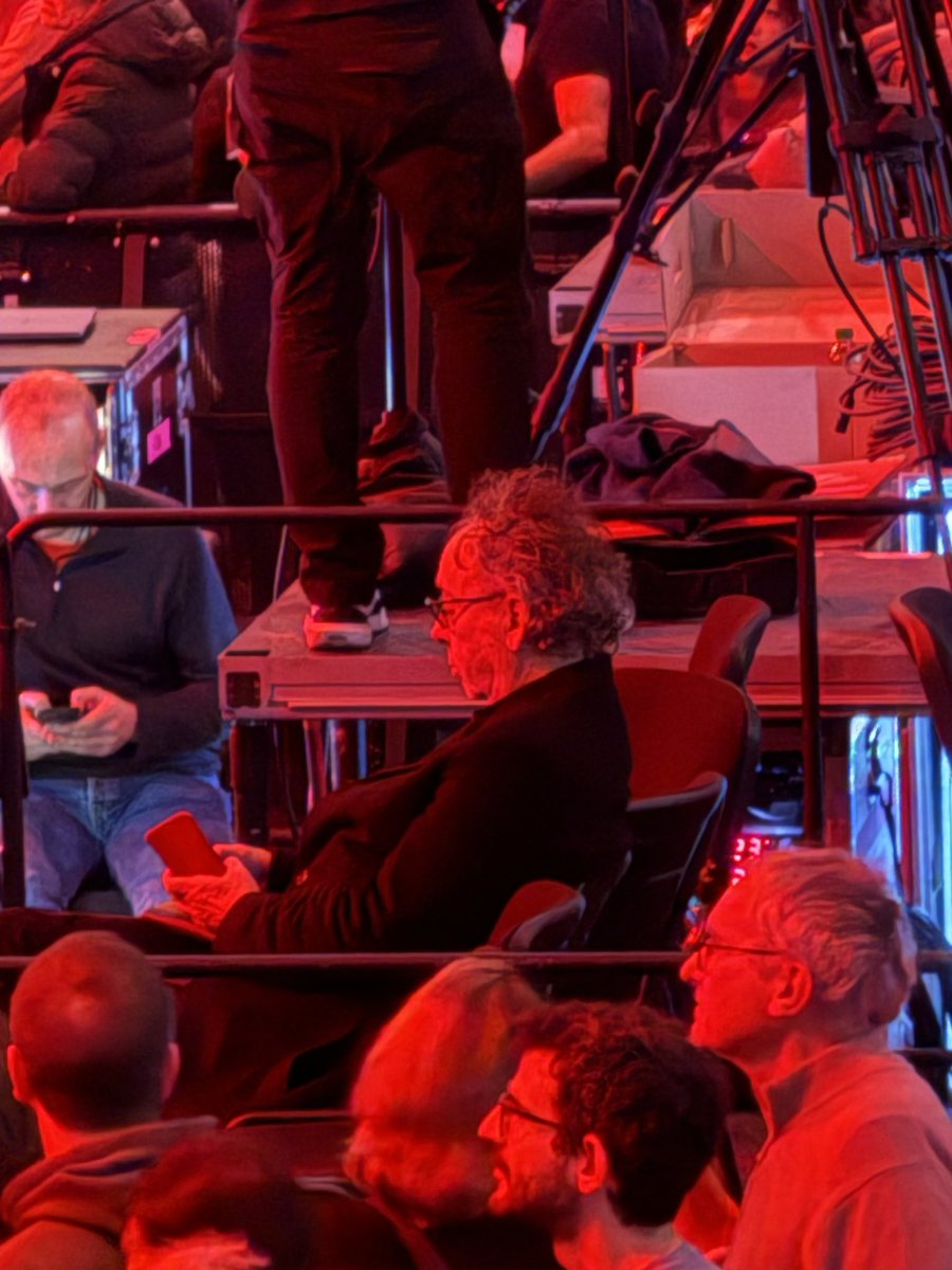 Tim Burton <a href="/TimBurtonFR/">Tim Burton France</a> in the attendance tonight at Lady Gaga show in Paris #MAYHEMBALL <a href="/ladygaga/">Lady Gaga</a>