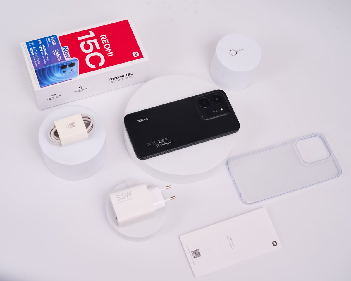 XiaomiNigeria's tweet image. FAQ: What comes in the pack? The picture says it all! 🔥

Get the #REDMI15C for just N130,900 at any Xiaomi authorized store near you! 🛒

#REDMI15C #BeyondSightBeyondNight