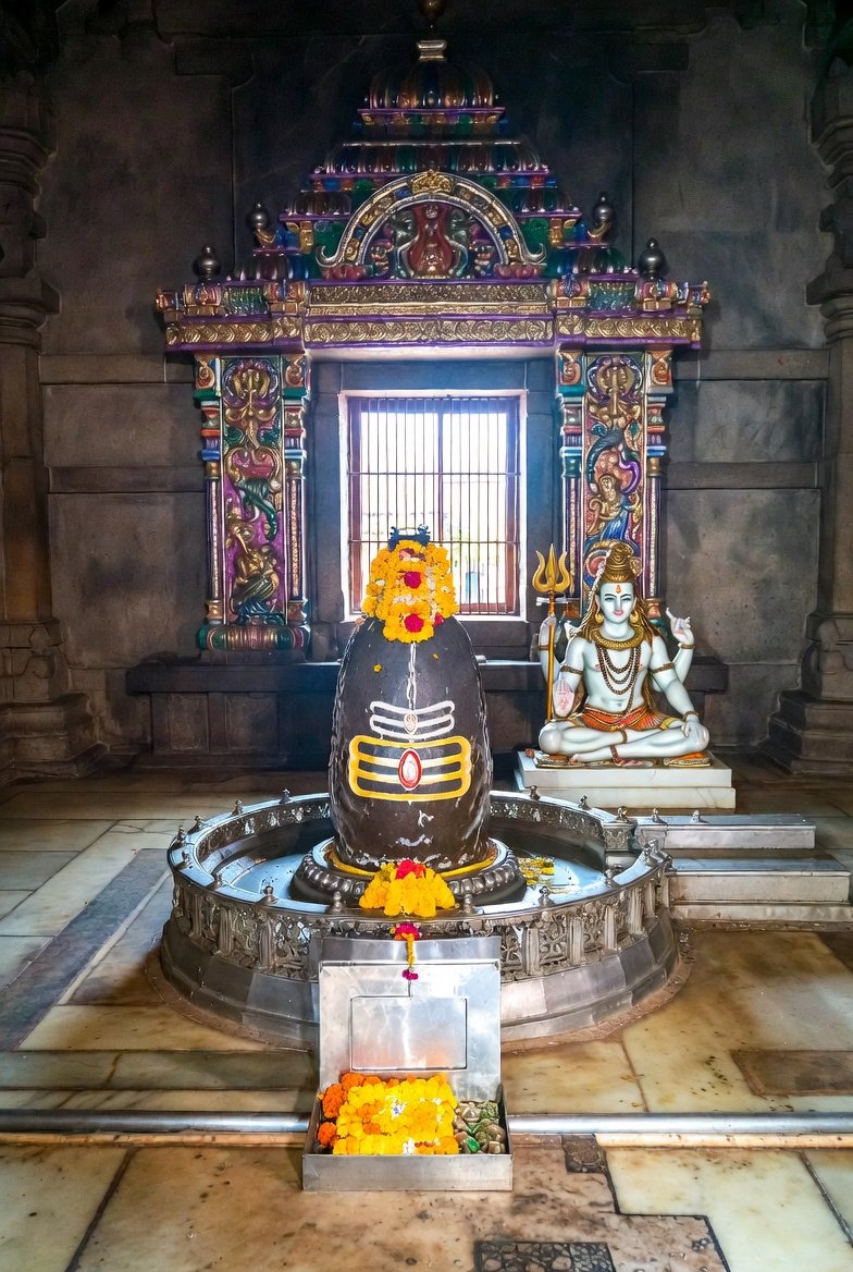 🚩।।सांब सदाशिव।। 🚩
जीवन में आने वाली कठिनाइयों से घबराना नहीं चाहिए, क्योंकि हर समस्या अपने साथ एक समाधान भी लाती है।
महादेव आप सभी की सारी मनोकामनाएं पूर्ण करें ।
                   🪔 ।।हर हर महादेव।। 🪔