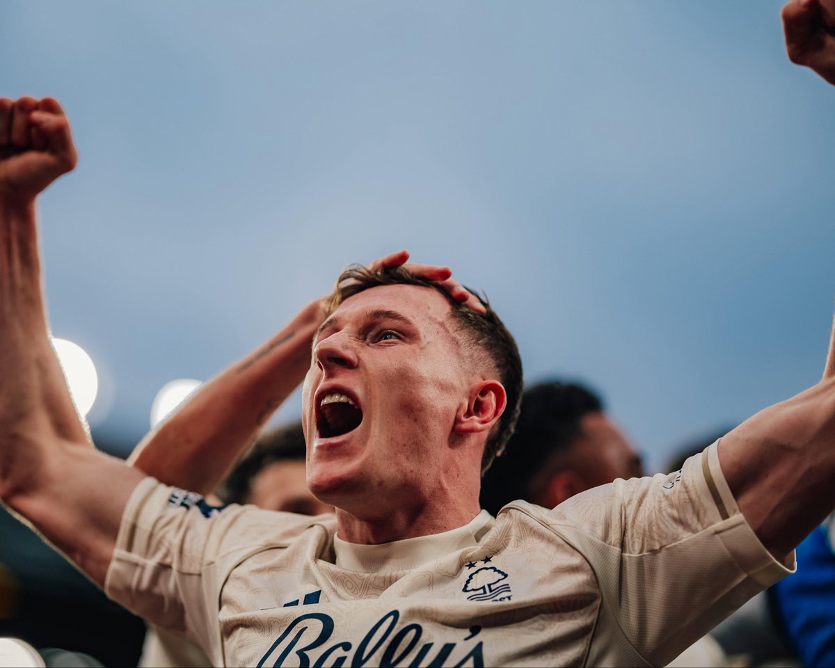 Elliot Anderson tweet media