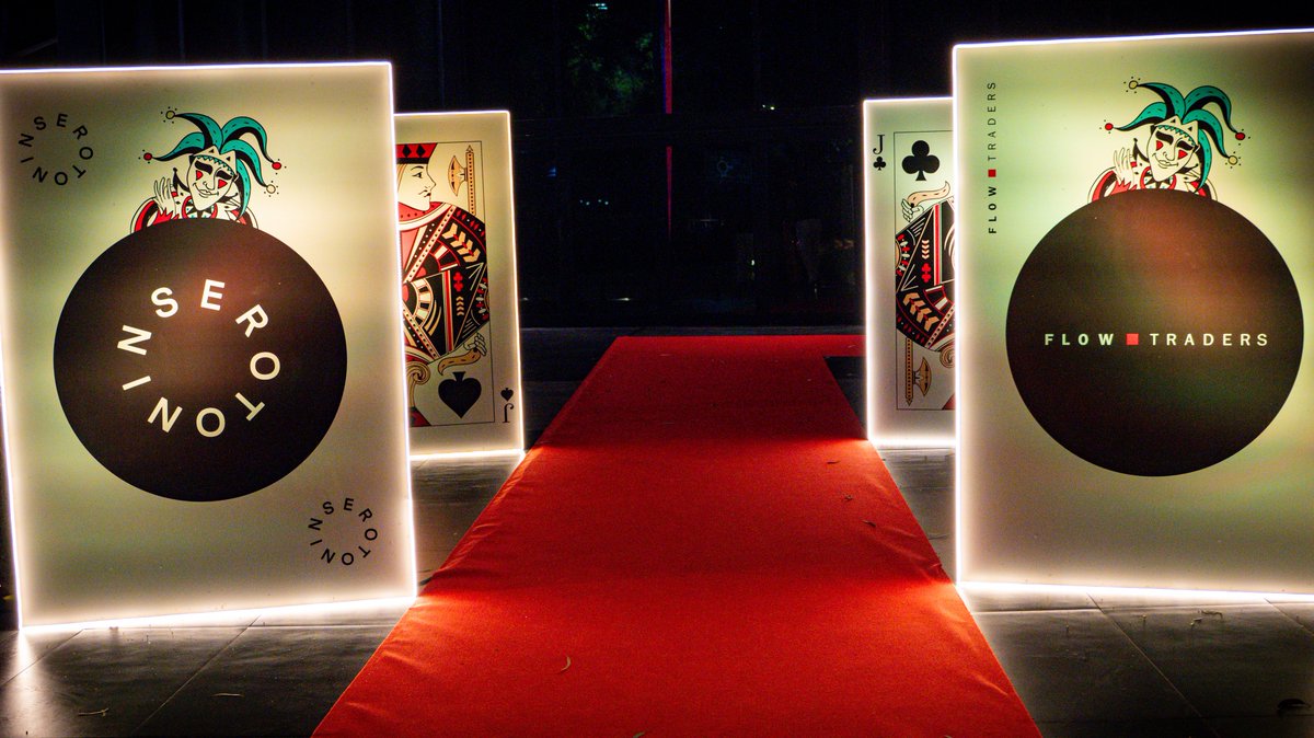 serotonin_hq's tweet image. last night was electric ⚡️

congrats to the winner @maxwhyz from
@reserveprotocol - the rolex really suits you

shoutout to the runner up @denney808
of @mentolabs 

thanks for coming out to poker with us and @flowtraders, see you at the next one