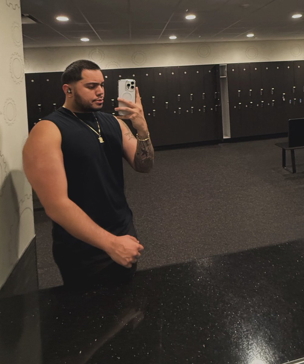 LEXIIJSTLEXII's tweet image. saturdaze