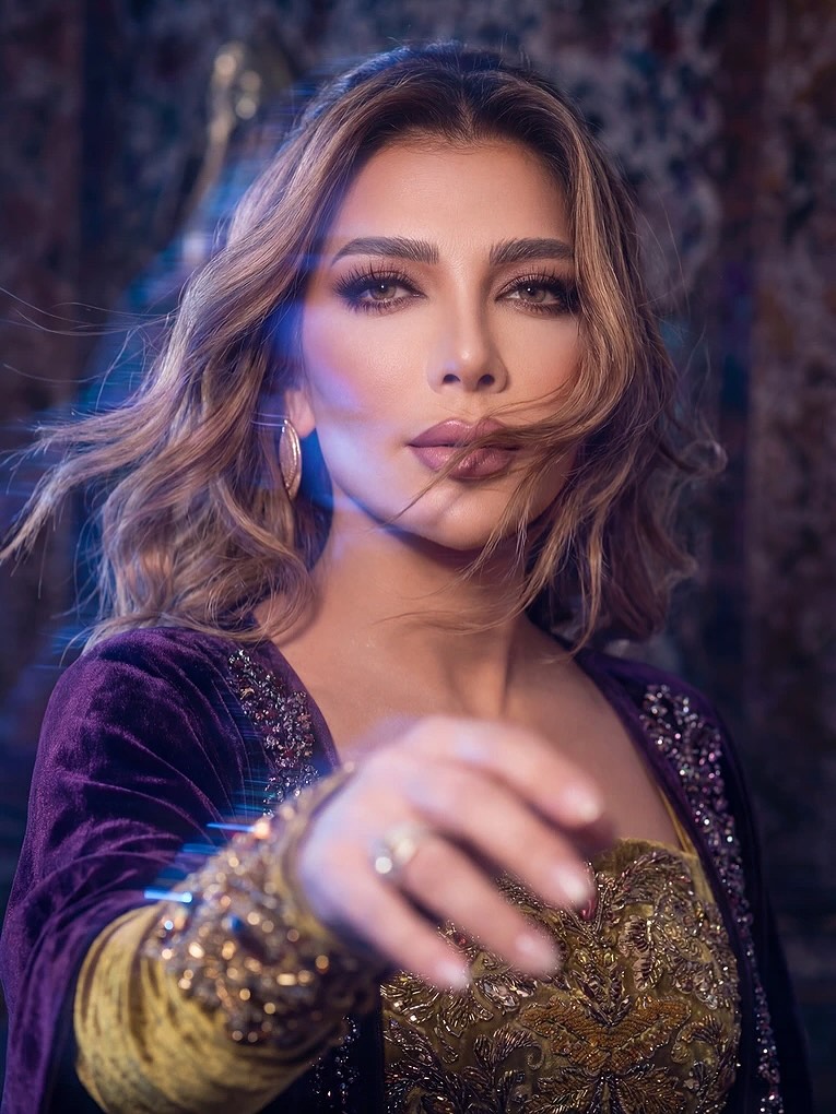 7amoodi_15's tweet image. الصوره كلها احلي من بعض 😭💜💜💜💜
#أصالة_في_الوثبه