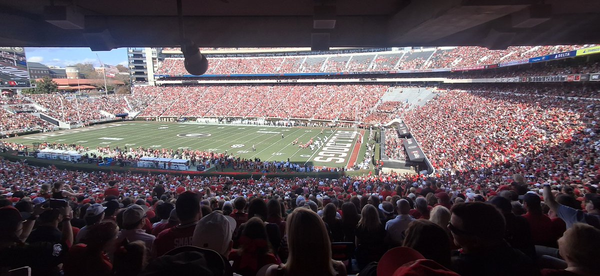 KenDATL1's tweet image. GO DAWGS!!!!