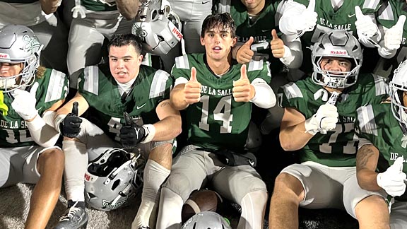 CalHiSports's tweet image. Pitt Comes Close Again in loss to DLS.
Free story at CalHiSports.com about NCS Open title game. Pirates didn't punt once, moved ball well, but didn't score enough in red zone. Jaden Jefferson led Spartans.
@dlsathletics @HaroldAbend @BraydenKnight 
calhisports.com/2025/11/22/pit…