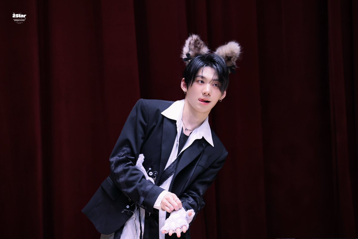 xx_2Star's tweet image. 20251122 케이팝투게더 대면

#박한 #PARKHAN #HAN
#아홉 #AHOF