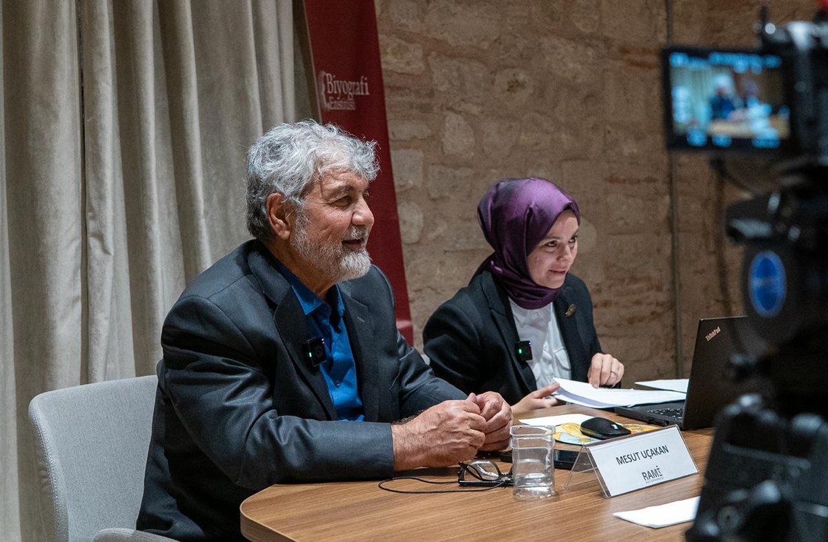 MESUT UÇAKAN AĞABEYLE BİYOGRAFİK FİLMLER SOHBETİ

Mesut Uçakan’ın ismini henüz 10–11 yaşlarındayken, köydeki evimize gelen gazete ve dergilerde gördüğüm İlenç – Lanet filminin afişlerinde fark etmiştim. Söz konusu film 1978 yapımı olduğuna göre, Mesut Ağabey o yıllarda henüz 25