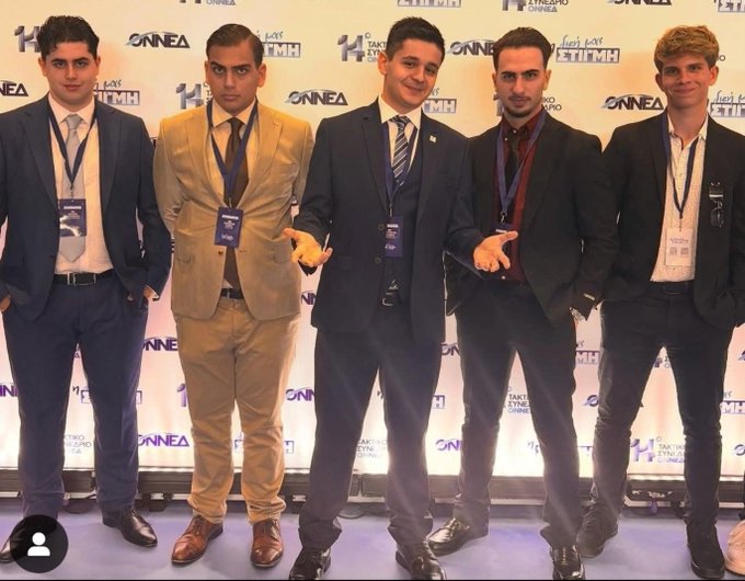 Από το σεμινάριο: "Πως να κάνεις περιουσία τρώγοντας αποκλειστικά δημόσιο χρήμα".