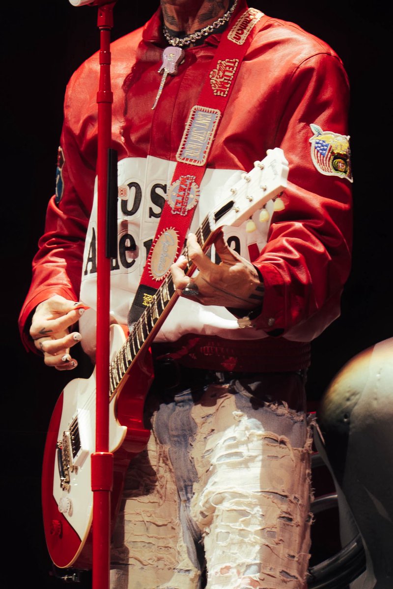 I heard you guys want to see some photos from Lost Americana: LA night?