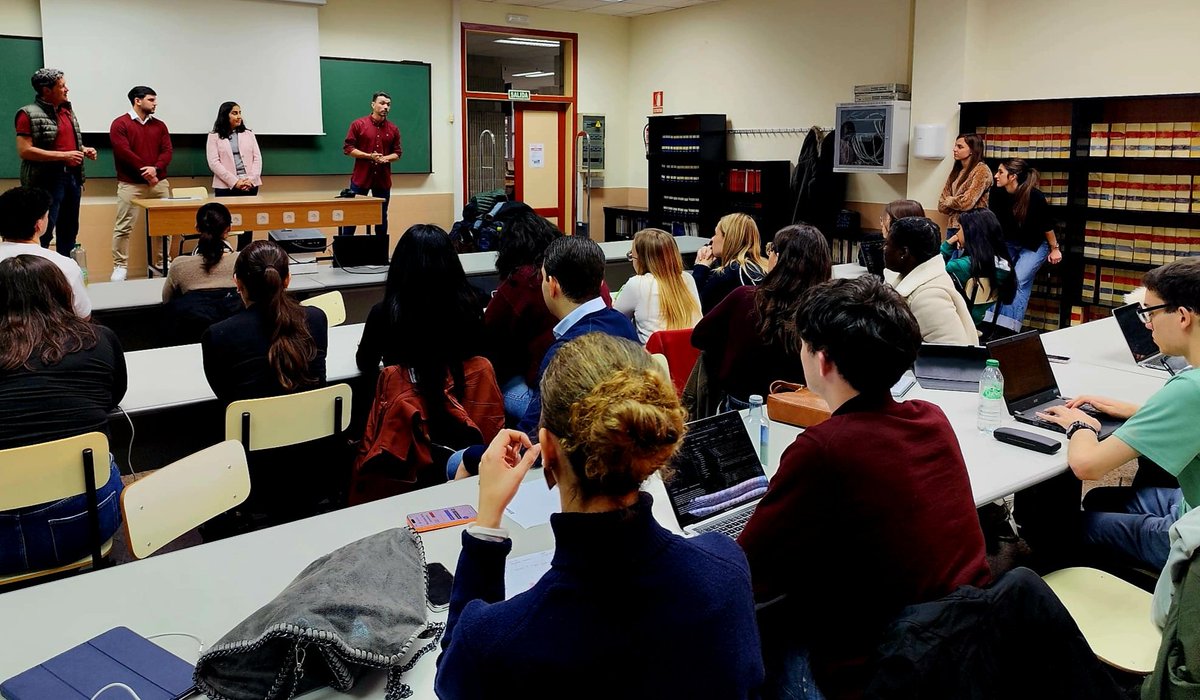 kriesgo's tweet image. Gracias estudiantes, tutores e invitados de empresas @seresco y Espiral y Ayesa así como Asociación @AedipeAsturias por haber co-creado una sesión de viernes tarde muy especial UNIOVI INNOVATION SKILLS unioviinnovationskills.es entorno a talento, personas y RRHH @FIDACONSULTORES