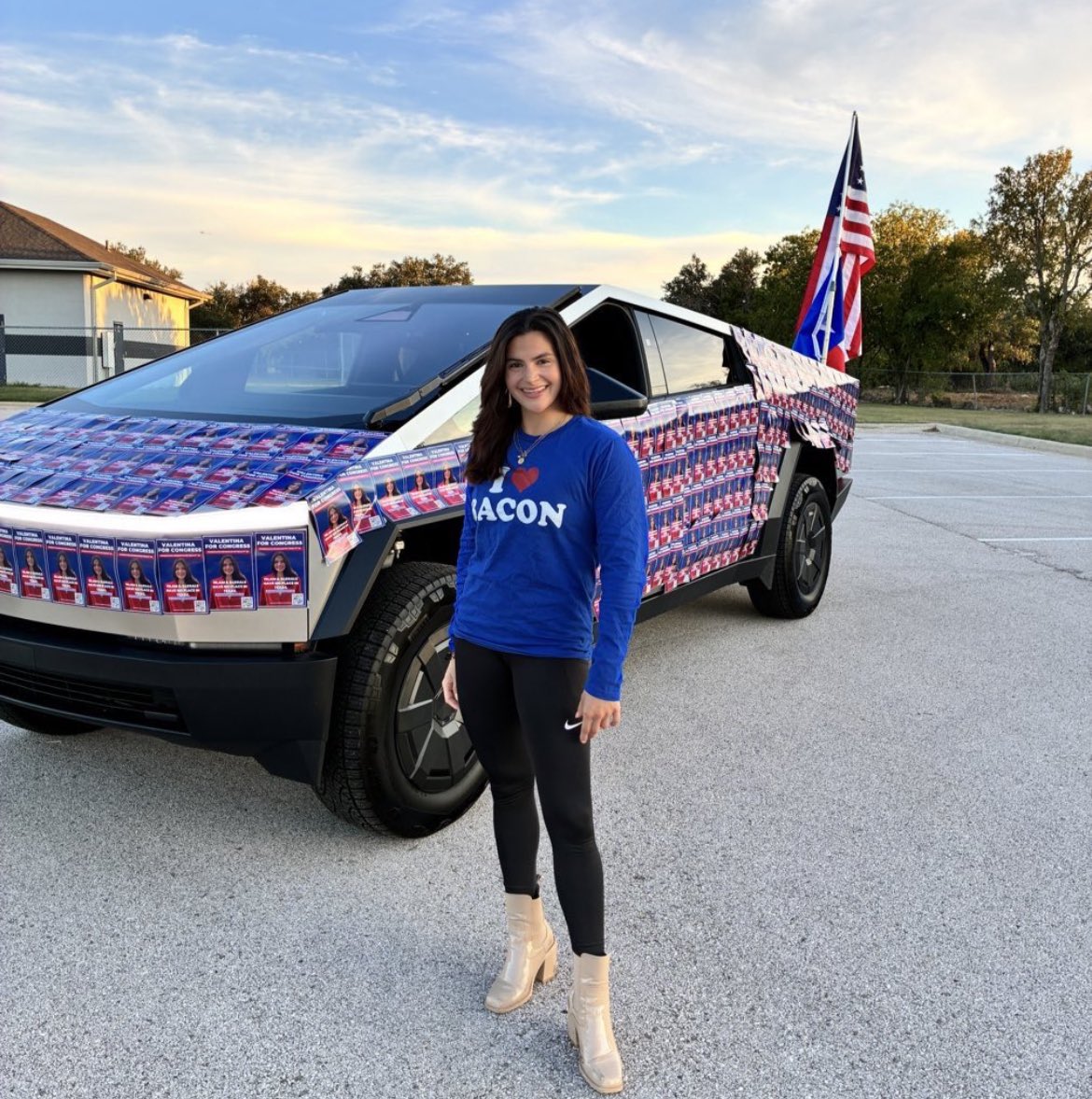 ValentinaForUSA's tweet image. It’s haram to eat Bacon, but NOT haram to marry &amp;amp; rape a child. 

We will keep our bacon, guns &amp;amp; American flag. 

They can take their dirty rugs &amp;amp; smelly hijabs back to their muslim nations.