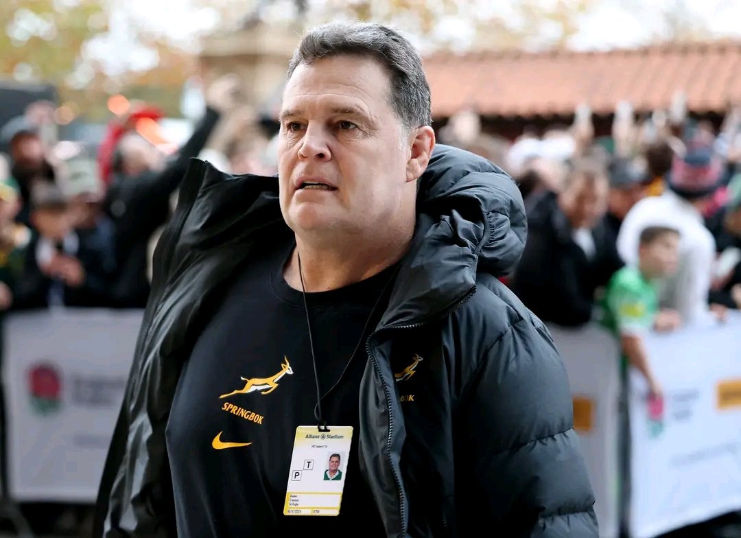 joy_zelda's tweet image. This guy has carried us through Danko 

His name is Rassie Erasmus 

Let&apos;s make him Trend 
#Springboks