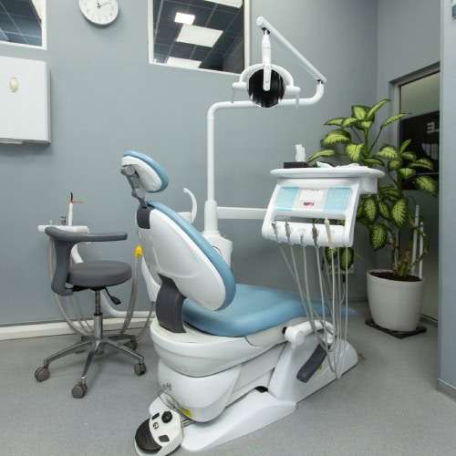 PracticeOrbit's tweet image. Considering a dental practice acquisition?
Learn the 3 common but avoidable mistakes: relying solely on collections, ignoring patient mix, underestimating post-close cost shifts.
Read the full insight: practicecfo.com/3-big-mistakes…
#dentaltransitions #practiceacquisition #practiceorbit