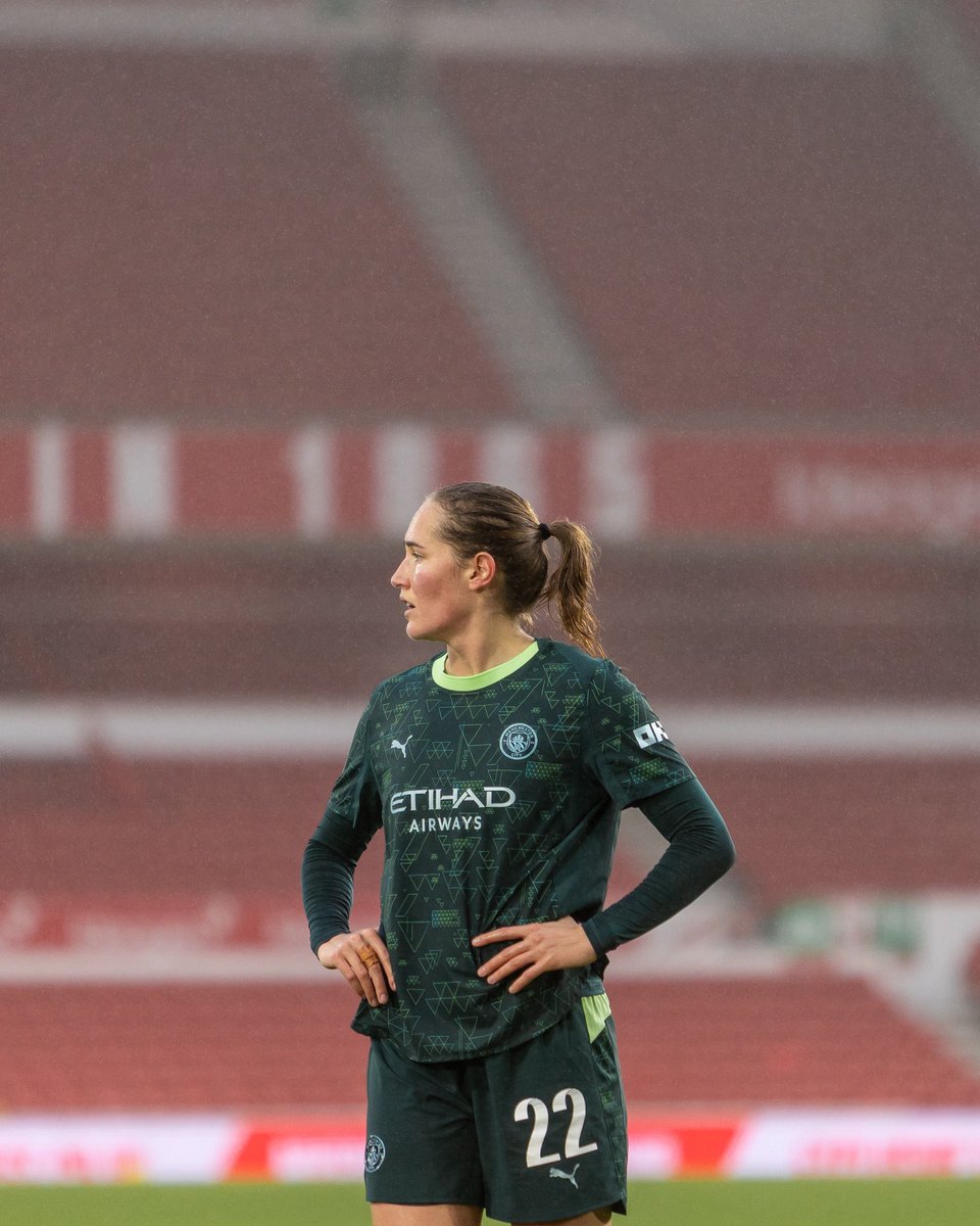 char1otte8's tweet image. lohmann vs forest 📸

shot for @FootieFusion