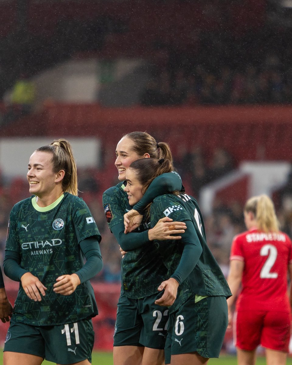 char1otte8's tweet image. lohmann vs forest 📸

shot for @FootieFusion