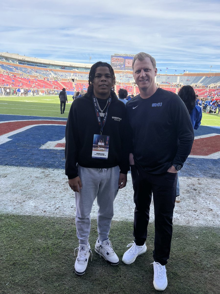 Jeremiah_Guap's tweet image. SMU Game Day Visit…6’0 193 with a 80 inch Wingspan… Class of 2030 Thank you SMU… Ill be back!!!!!Greatly Appreciated…. Wonderful Experience 💯
@rhettlashlee @DerrickDwill19 @AlPopsFootball @iam_alinedouard @TXRecruits @TXTopTalent @TXFBINSIDER @LoneStarPrepsTX @CSAPrepStar…