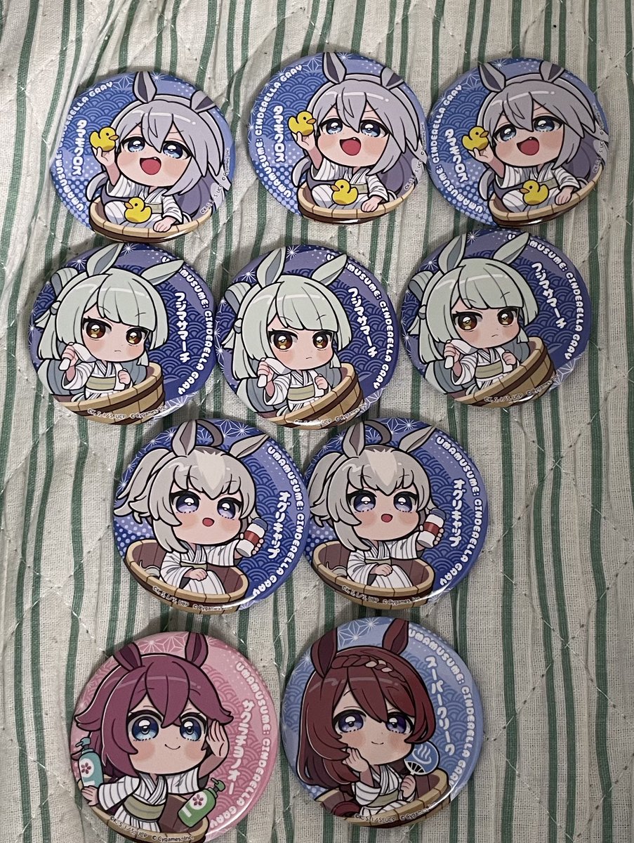 昨日、極楽湯でゲットしたグッズ！ 缶バッジ10個(タマ×3・マーチ×3