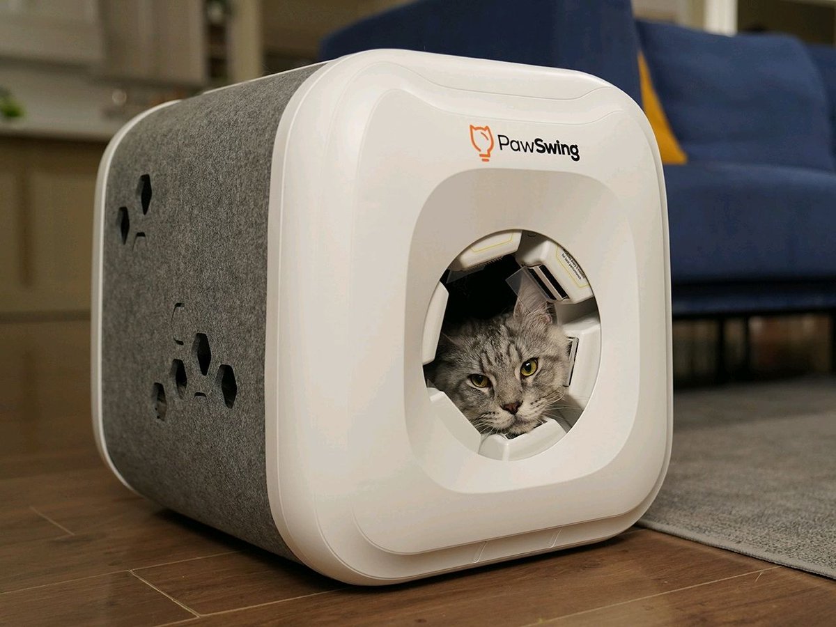 terrinakamura's tweet photo. This Cat House Grooms With Bionic Tongue Combs and No Electricity – Yanko Design https://t.co/riNvnDjHFh https://t.co/kkxBYYunbi