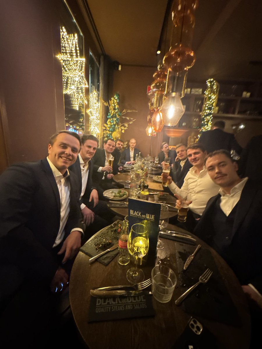 ralingenfkAlag's tweet photo. Bot-tur 2025
#tjueniendedagopprykk
#gullhatt
#amster https://t.co/p1U0QwemBa