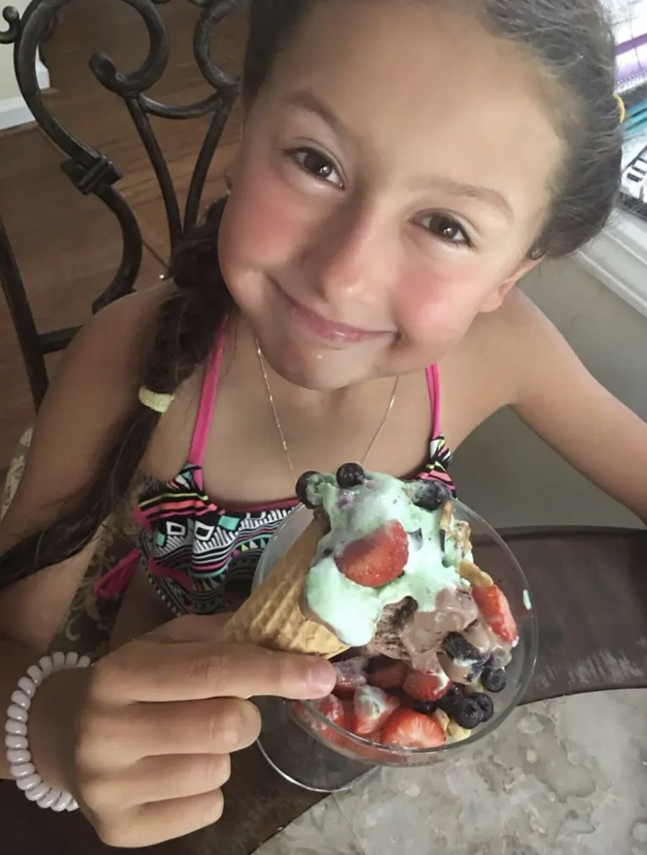 thelastshow's tweet image. Missing 3 Years! 

Madalina Cojocari, 11 last seen getting off school bus near her Cornelius, North Carolina home Nov 21 2022. 

Mom Diana Cojocari got prison time, stepdad Christopher Palmiter supervised probation for failing to report her #missing. Diana returned to Moldova.