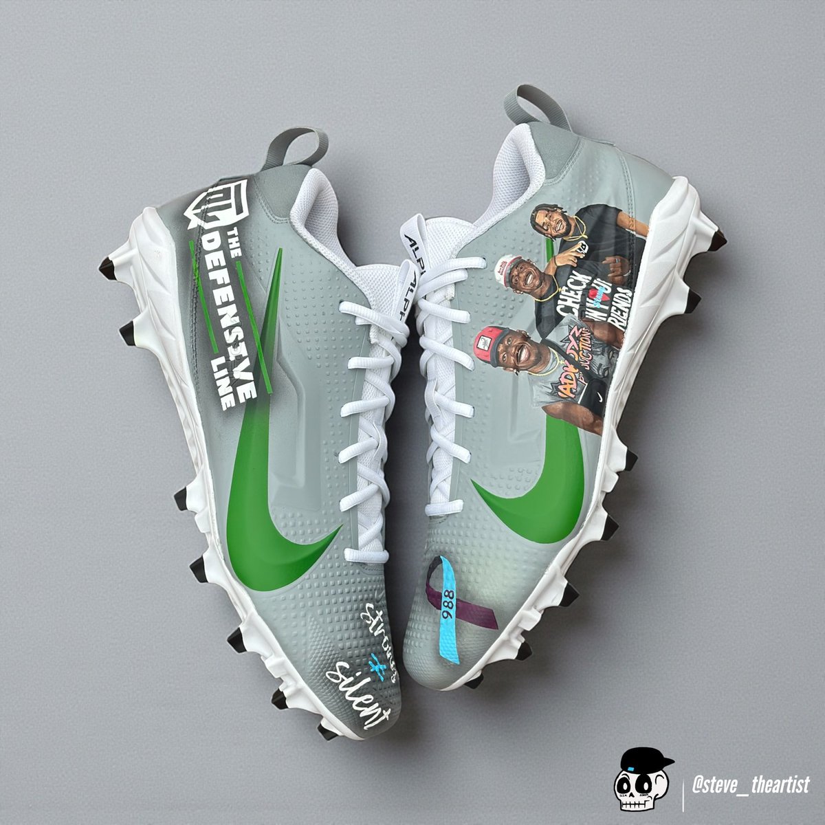 nxtlvlcustom's tweet photo. Had the incredible opportunity to create these for @jalyx_hunt to honor his friend, Marshawn Kneeland. Incredible portrait done by my guy  @_stevetheartist . Always a pleasure to share a canvas together!💚 https://t.co/NO4e19sYit