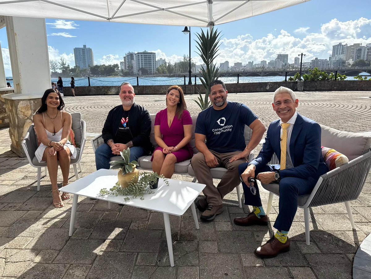 ConservationOpp's tweet image. Fuimos destacados en TeleOnce el pasado miércoles donde se hablo de Giving Tuesday🌍✨

Vean el video de la noticia aqui: teleonce.com/programas/unca…

Si quieres apoyar nuestra misión, puedes hacer un donativo aquí: neddie.co/nonprofit/cons…

¡Se parte de este movimiento! 🙌