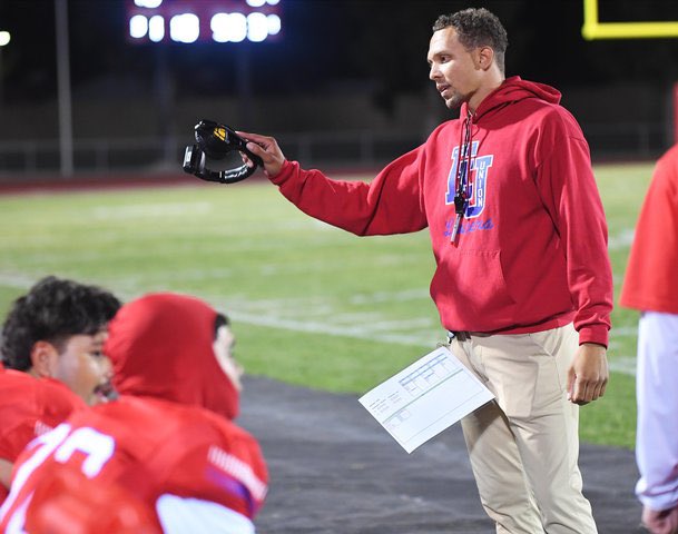 #9: Is East Union alum and current EU offensive coordinator Teejay Gordon the best in The 209🤔 EU scored a whopping 61 points Friday to shock 11-0 Twelve Bridges 61-55 in D4, after scoring 58 in their playoff opener🥳 With Gordon advising QB Kirk Simoni, Lancers averaging 52