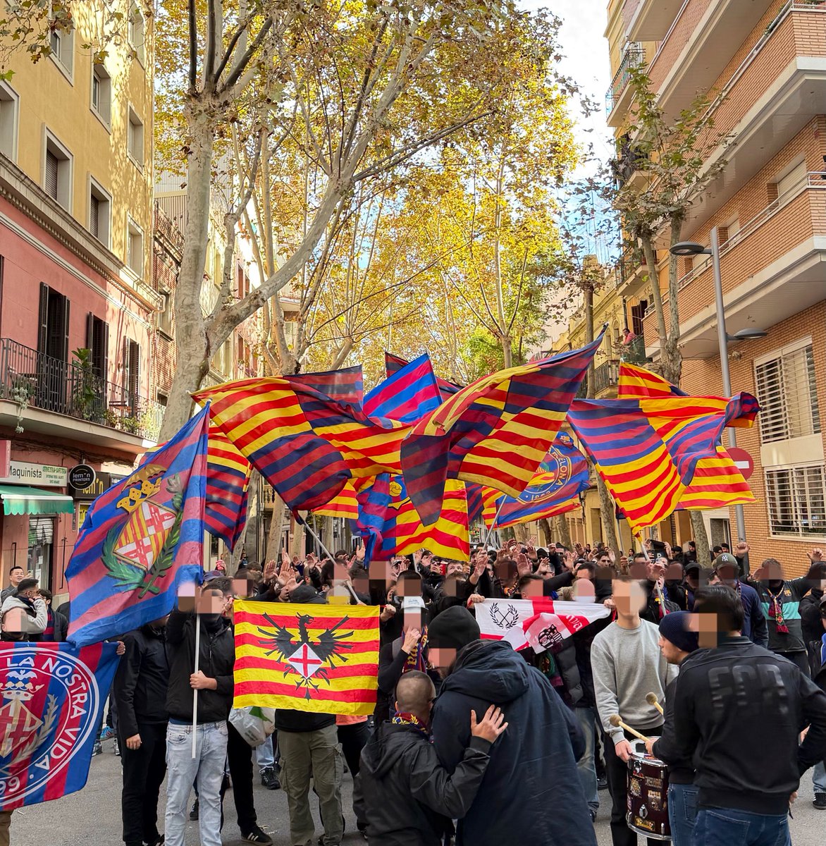 NOSTRAENSENYA's tweet image. Passió blaugrana sense límits 🗣️

Aquí estem els culers….!