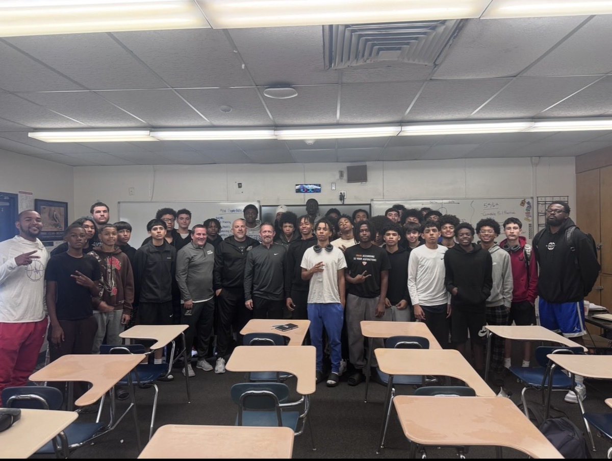 Apollo Hawks Basketball tweet media