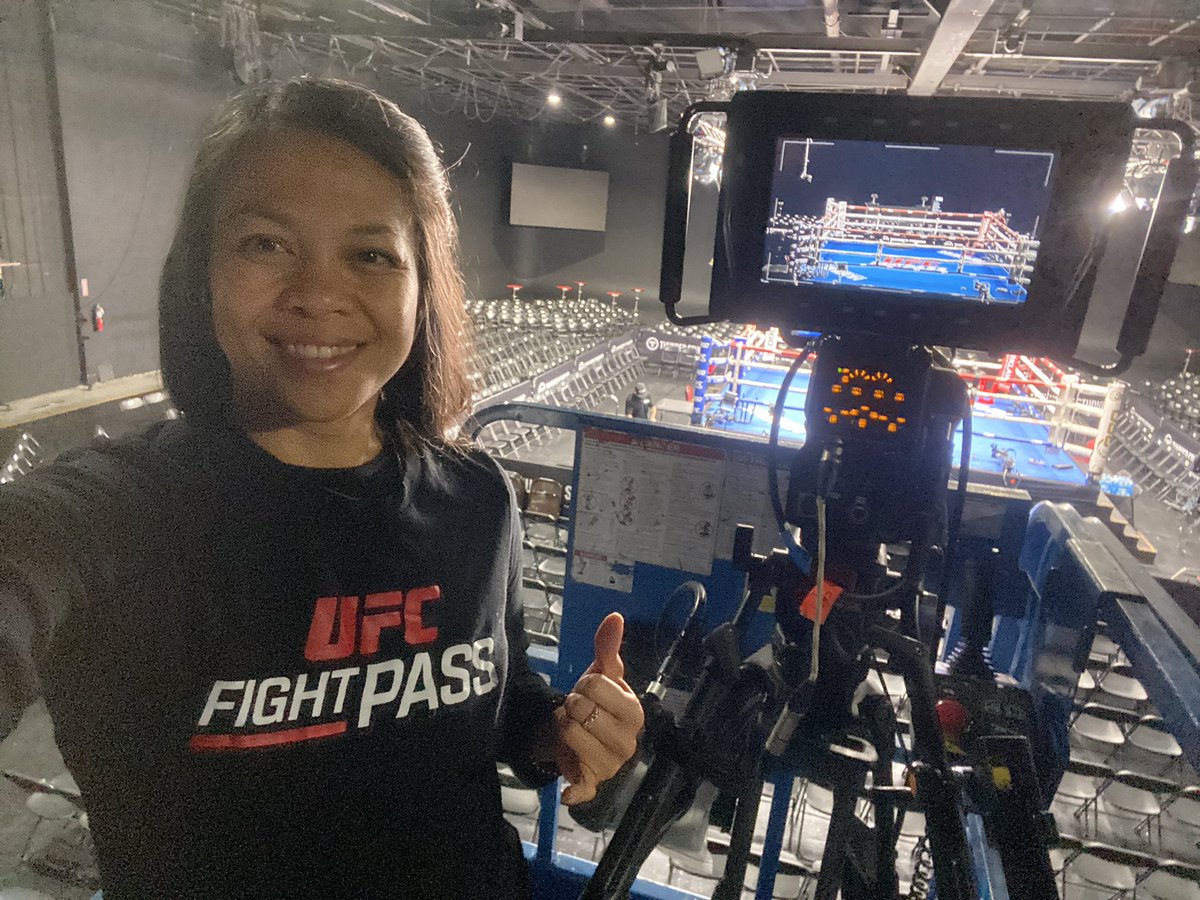 donnavikara's tweet photo. Getting ready for another boxing shoot.
Who’s watching UFC Fight Pass??
@UFCFightPass
#boxing
#boxinginfluencers https://t.co/EWYtMzbSW0