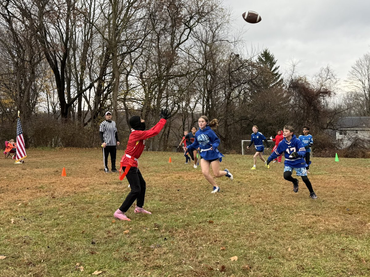 Turkey Bowl 2025! What a great game! Thank you to all the players, families and volunteers who came out (despite the early rain) to enjoy a new St. Patrick’s tradition. Congrats to the Red squad for taking home the win! #StPatsPride #Engagement #SchoolCulture #Community #Family