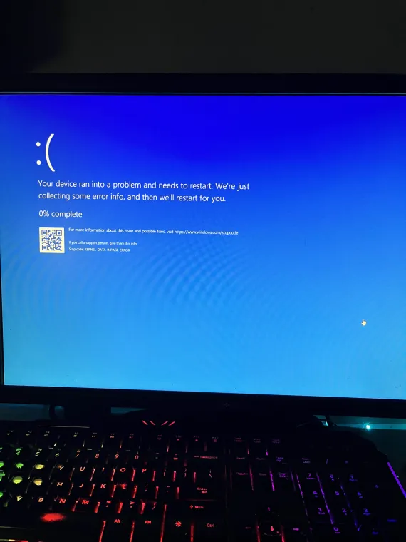 YGLYtheGoat tweet media