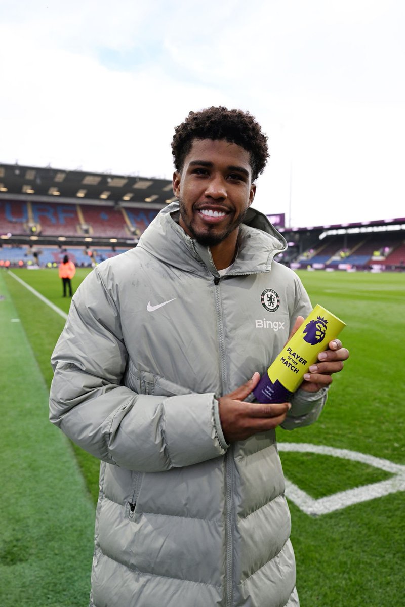 Blue_Footy's tweet image. Enzo Maresca on Andrey Santos&apos; performance:

🗣 &quot;I&apos;m very impressed with Andre. But Andre is working well. We all know that Andre is a six. His position is the position that he played today. 

Previously he played in different position. And the reason why is because we have Moi…