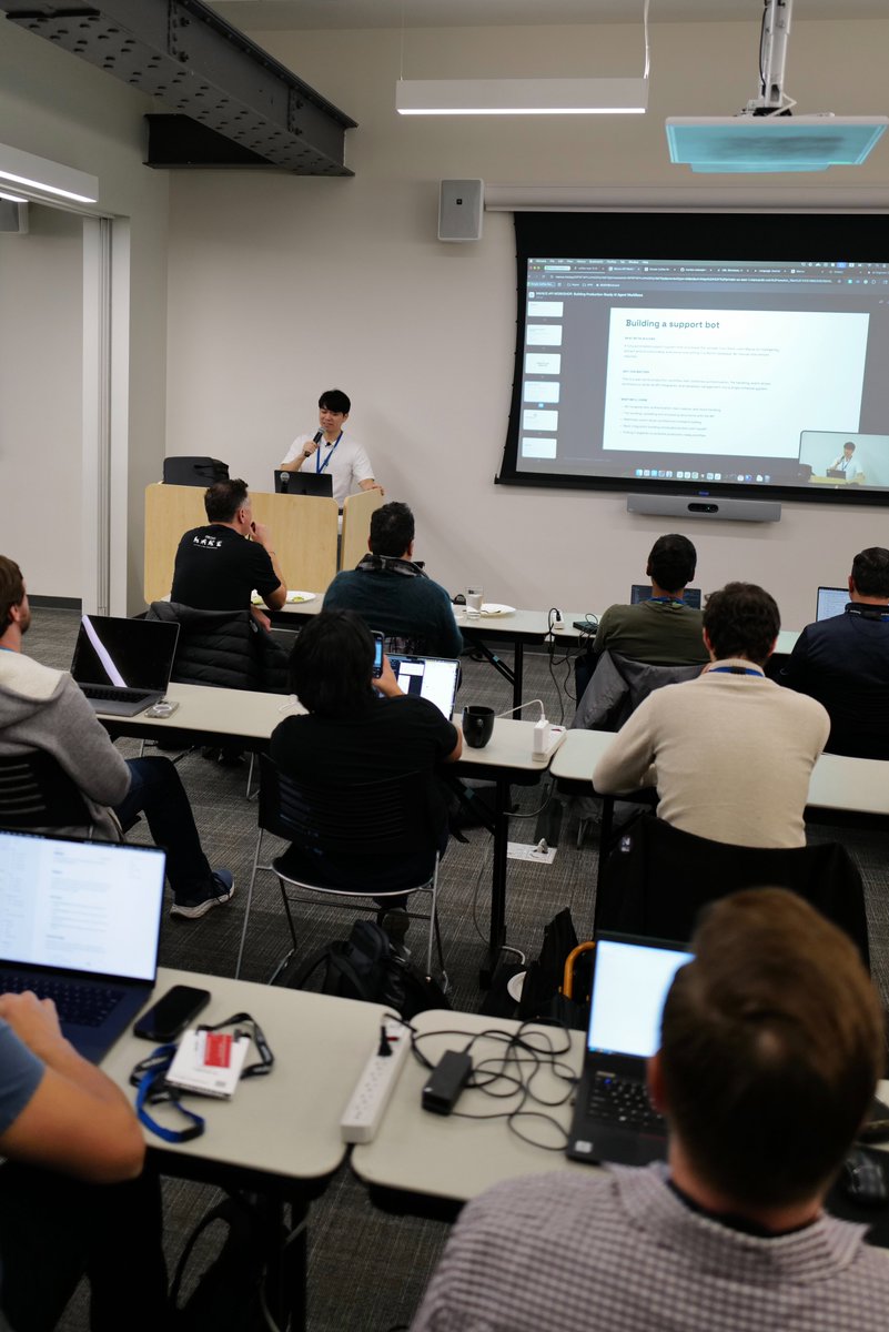 manuscommunity's tweet image. Come say hi to Manus @aiDotEngineer 💻

Ran a workshop at the AI Engineer Code Summit today!

We got hands-on with the Manus API to:
•  tap into your internal data
•  run async tasks whenever you need
•  drop an agent wherever your users already live: browser, email, Microsoft…