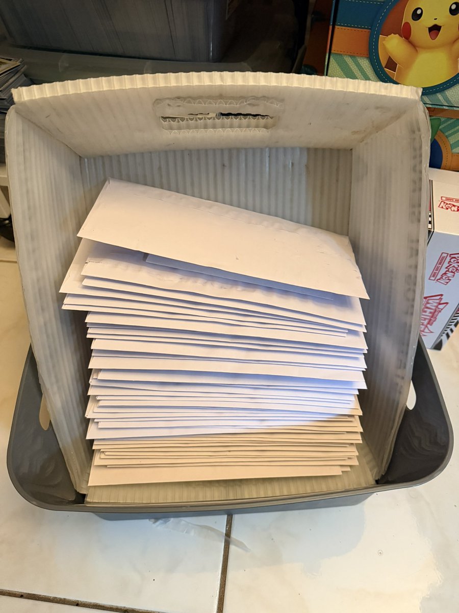 ALpez420's tweet image. Reopened Oct 25 since then 6,364 cards shipped, 323 orders done, 31K+ in stock.

Overall, 15K+ orders with 100% positive feedback.

We may be small, but we always do our best for customers 

Just keeping moving forward and growing, one card at a time.

eaterofworldscollect.tcgplayerpro.com